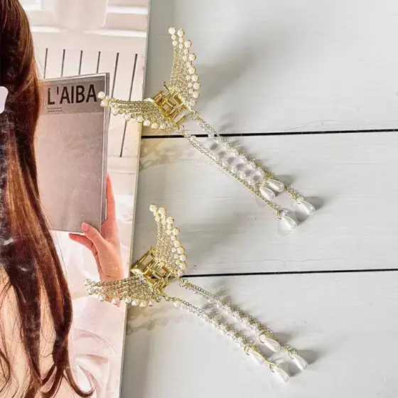 کلیپس مو فلزی طرح پروانه‌ای با آویز رنگ ثابت بسته 12 عددی و 6 عددی