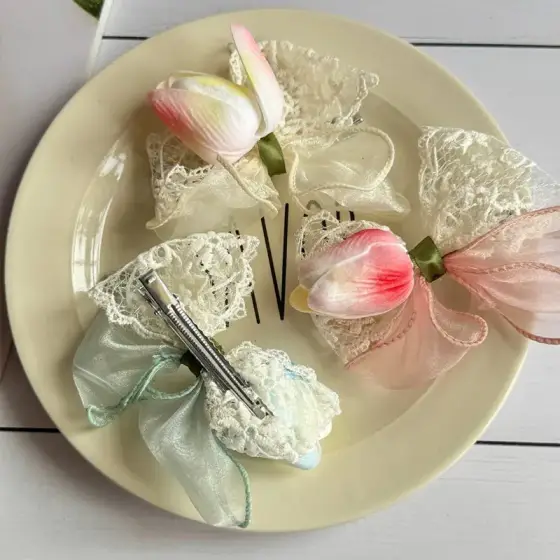 گیره انبری رنگی گل‌دار – بسته جینی 6 و 12 عددی