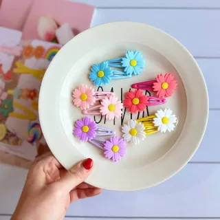 گیره تق‌تقی کارتی گل‌دار – بسته کارت 20 عددی