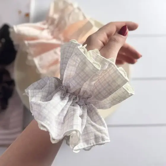 کش مو چهارخونه لبه‌تور – مدل فانتزی دخترانه