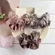 کش مو پارچه‌ای ساده – مدل شیک و کاربردی