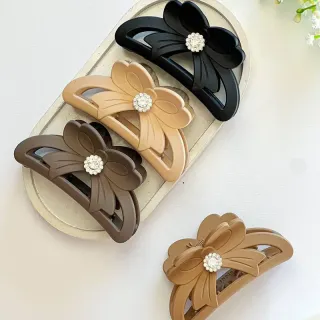 کلیپس مو زنانه طرح گل پاپیونی نگین‌دار جین 12 عددی