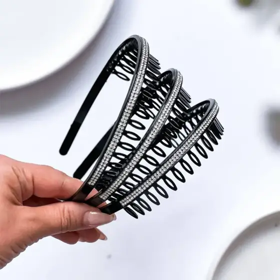 تل مو نگین‌دار پلاستیکی مشکی – بسته 12 عددی