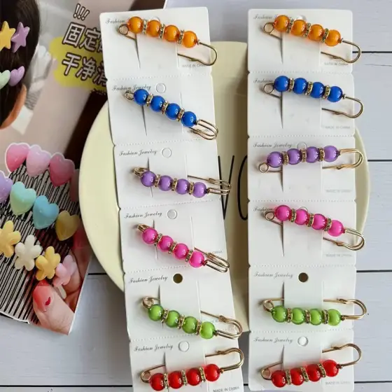 سنجاق لباس رنگی – کد 1066