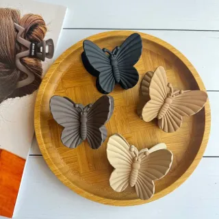 کلیپس پلاستیکی پروانه‌ای مات – کد 1407